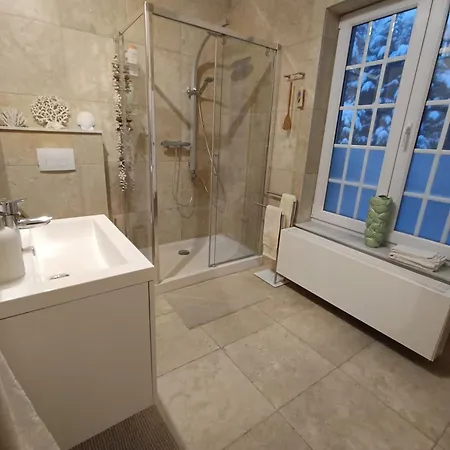 Sleep And Dream Liege